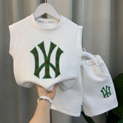 Baby vest, handsome two-piece set, summer new style, Korean version, Internet celebrity thin sports suit for small and medium-sized children, boys and girls