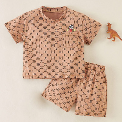 Top e pantaloncini con stampa di lettere a maniche corte per neonato