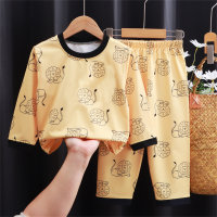 Neue Kinderkleidung für Jungen, Heimkleidung, weicher, hautfreundlicher mittelgroßer und großer Kinderschlafanzug mit langen Ärmeln  Gelb