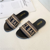Flat letter slippers for little girls with soft soles for outer wear, fashionable and casual slippers  Black
