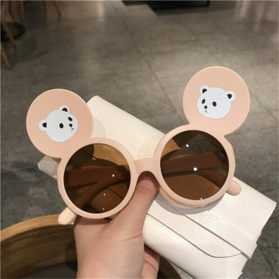 Reisesonnenbrille mit Mickey-Bär für Kinder