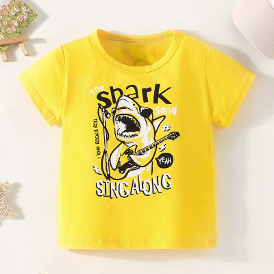 T-shirt manica corta in puro cotone per bambino con stampa lettera e squalo