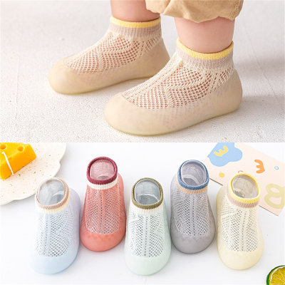 Einfarbige rutschfeste Socken für Kleinkinder