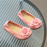 Sapatos infantis com flores  Rosa