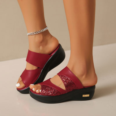 Sandales d'extérieur d'été pour femmes à la mode nouvelle plate-forme à semelles épaisses talons compensés dames sandales polyvalentes à bouche de poisson chaussures de mère