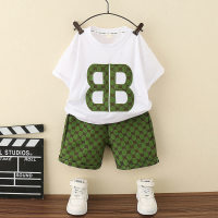 Boys' alphabet sports short-sleeved shorts two-piece set summer style plaid versatile casual loose suit for middle-aged and older children  White