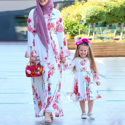 Floral Print Round Collar Long Sleeve Dress for Mom and Me