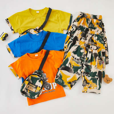 Toddler Boy Letter Print Figure Pattern T-shirt & Camouflage Shorts & Bag