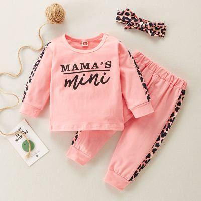 Camiseta, pantalones y diadema de leopardo con estampado de letras para niña pequeña