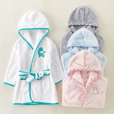 Baby and baby embroidered bathrobe