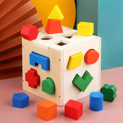 Bloques a juego de formas de rompecabezas hexaedro
