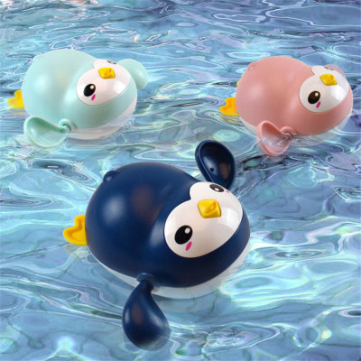 Penguin Shaped Clockwork Wind Up Bath Toys