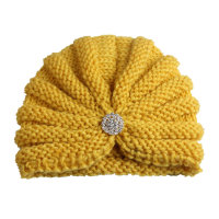 Gorro básico de lana para bebé.  Yellow