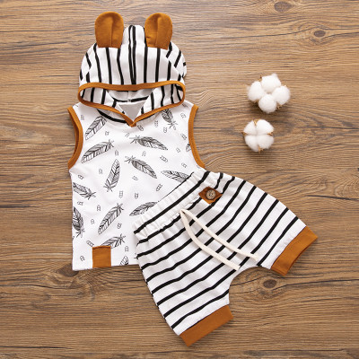 Baby Boby Feather Hooded Sleeveless T-shirt & Striped Shorts