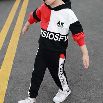 Pantalón y top con capucha con estampado de letras Kid Boy
