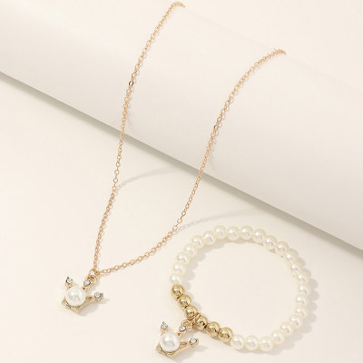 Girl Crown Decor Necklace & Pearl Bracelet Set