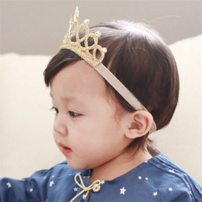 Sombreros con diseño de corona de niña