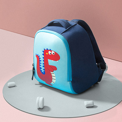 حقيبة مدرسية للأطفال بطبعة ديناصور