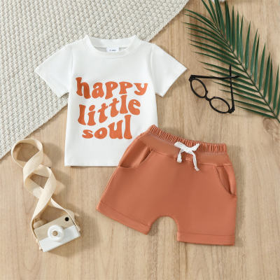 White short-sleeved letter printed T-shirt and brown open pocket shorts suit