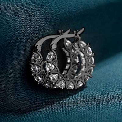 Gli orecchini alla moda in stile Instagram di Cao Shi per gli orecchini francesi in pizzo con zirconi e orecchini a forma di U sono venduti a caldo