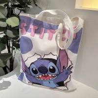 "حقيبة كتف بتصميم شخصية Stitch (ستيتش) الكرتونية، تتميز بطابعها اللطيف والمميز، مصنوعة من قماش الكانفاس، مناسبة لحملها على الكتف، مستوحاة من شخصية الفضاء الصغيرة  متعدد الألوان