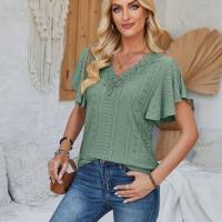 Camiseta feminina europeia e americana primavera e verão nova renda com decote em v manga folha de lótus cor sólida camiseta solta  Verde