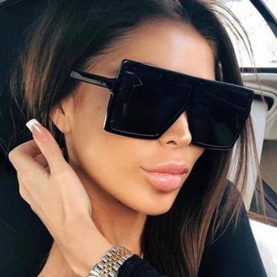 Persönlichkeitstrend quadratische Sonnenbrille mit großem Rahmen neue Sonnenbrille im neuen Stil trendiger Modetrend bunte Sonnenbrille