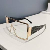 Nuevas gafas de sol cuadradas de una pieza con montura grande y modernas, gafas de sol de ala ancha sin marco con personalidad moderna y versátil  Multicolor