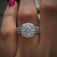 New Fashion Ring Full Diamond Zircon Jewelry Wedding Ring  Silver