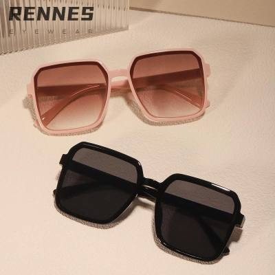New retro large square frame makes your face look smaller, the same style as the Internet celebrities' sunglasses, essential UV protection sunglasses for women's outdoor wear