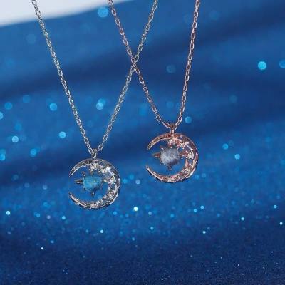 Dream falling star and moon necklace female ins light luxury niche clavicle necklace student gift new