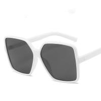 New European and American trend ins large frame sunglasses for men Square frame retro glasses Metal hinge sunglasses for women  White