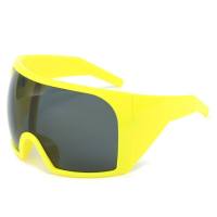New European and American oversized punk sunglasses men and women outdoor sports sunglasses integrated frame mask goggles  Yellow
