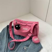 Large capacity messenger bag casual casual casual casual fashionable lightweight Oxford bag  Pink