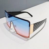 Neue trendige quadratische einteilige Sonnenbrille mit großem Rahmen, modische und vielseitige rahmenlose Sonnenbrille mit breiter Krempe für Straßenaufnahmen mit Persönlichkeit  Mehrfarbig