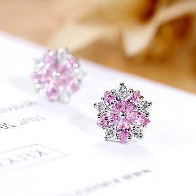 Japanese and Korean forest style cherry blossom earrings niche simple fashion temperament diamond pink flower earrings gentle sweet earrings