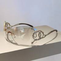 Neue personalisierte, modische, rahmenlose, einteilige Sonnenbrille mit Schlangenbeinen und einem Sinn für Technologie. Lustige Y2K-Sonnenbrille  Weiß