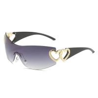 Europäische und amerikanische Y2K-Sonnenbrillen Sonnenschutz Ins Sonnenbrillen Damen High-End-Sinn des Netzes Promi einteilige hohle rahmenlose Liebesbrille  Schwarz