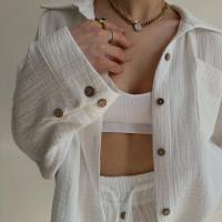 European and American women's wrinkled collar long sleeved shirt, high waisted drawstring shorts, fashionable and casual two-piece set  White