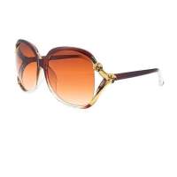New elegant camellia sunglasses ladies street stall sunglasses fashion ins large frame round Korean retro  Champagne
