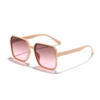 New retro large square frame makes your face look smaller, the same style as the Internet celebrities' sunglasses, essential UV protection sunglasses for women's outdoor wear  Orange