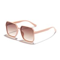 New retro large square frame makes your face look smaller, the same style as the Internet celebrities' sunglasses, essential UV protection sunglasses for women's outdoor wear  Beige