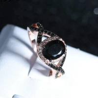 European and American retro elegant black zircon ring with elegant design and elegant temperament, elegant and high-end ring jewelry for women  Black