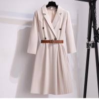 Trench coat de comprimento médio para mulheres, novo estilo para outono e inverno, design de nicho, estilo Hepburn, gola de terno, casaco de saia longa  Damasco