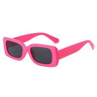 نظارات شمسية كبيرة الحجم رائعة للجنسين نظارات شمسية على الموضة مربعة الشكل  وردي فاقع