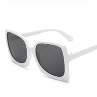 Nuevas gafas de sol de moda con montura grande, gafas de sol de cara pequeña de color negro brillante y liso, Instagram cruzado de moda, gafas rojas de Internet  Blanco
