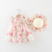 Neues Chiffonkleid im Sommerstil mit Pailletten und Blumenmuster und fliegenden Ärmeln und Hut  Rosa