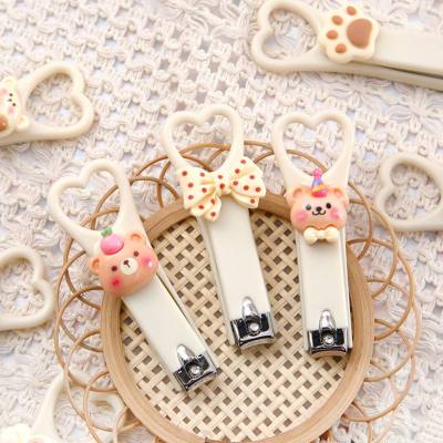Cartoon cute nail clippers single pack portable adult nail clippers children girls mini love nail clippers
