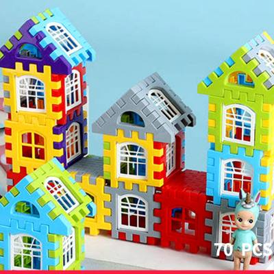 Les mêmes blocs de construction de maison de grande taille de Douyin, jouet éducatif pour bébé de la maternelle, peuvent ouvrir la fenêtre et insérer des jeux de bureau en stock