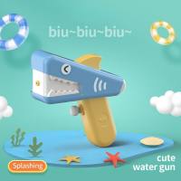 Hand-held animal summer water gun toy Cartoon cute beach water toy  Blue